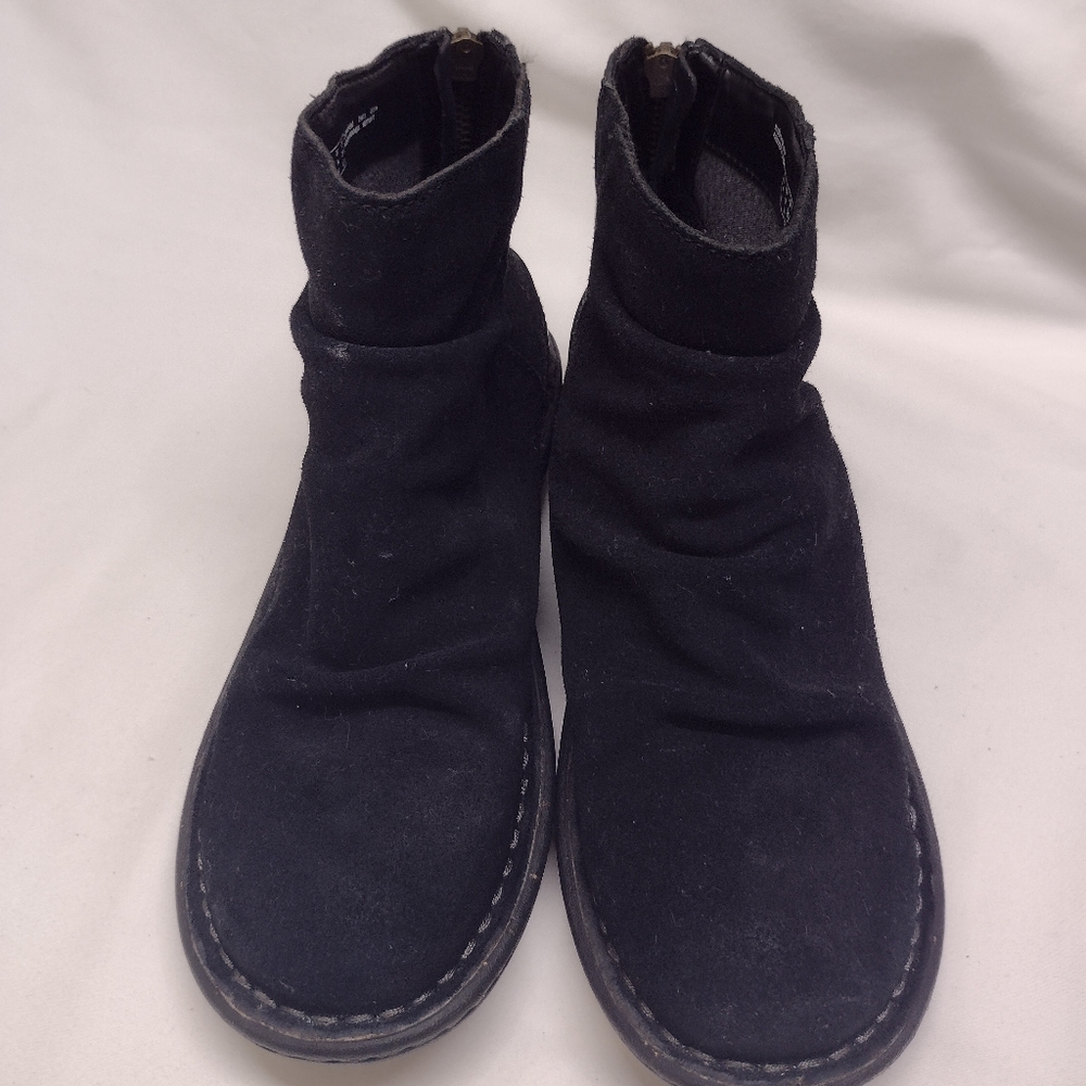 Clarks Boot Size 6 - image 8
